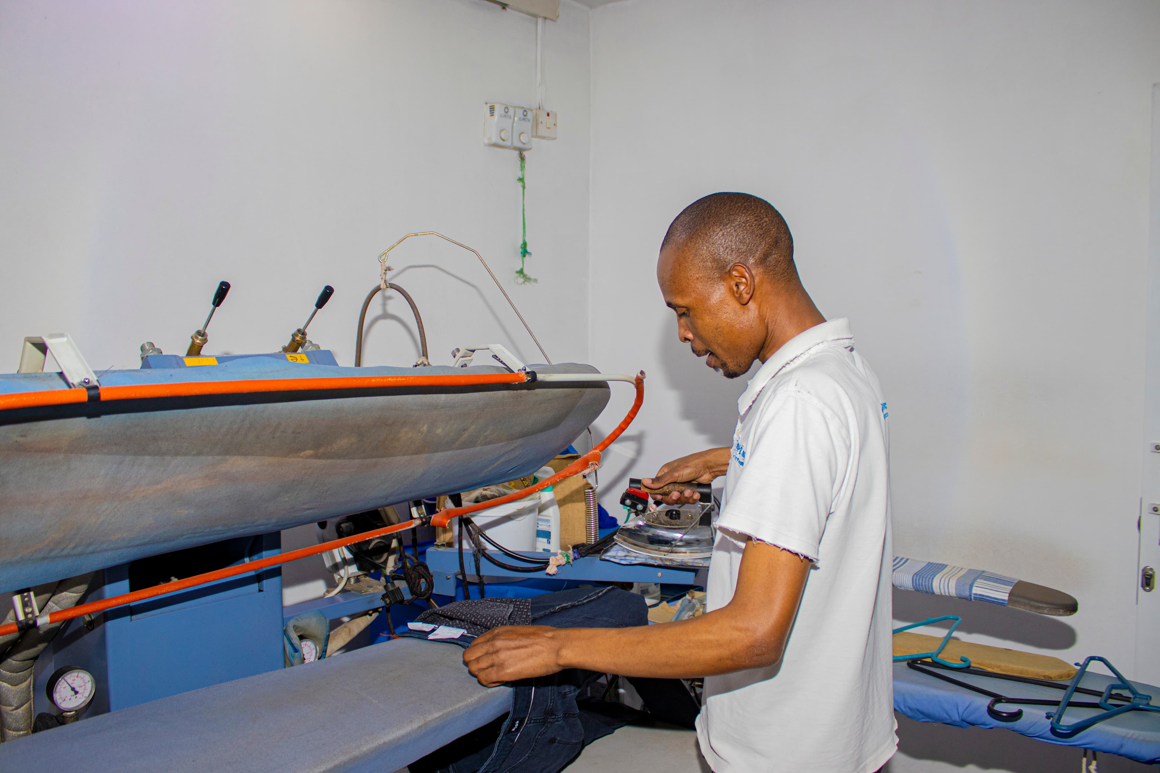 Touch De Rose Services